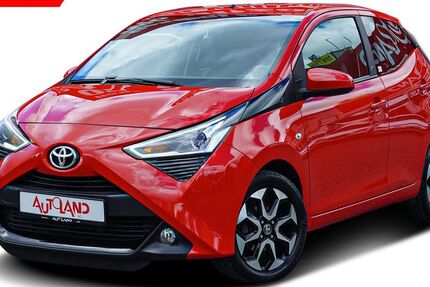 Toyota Aygo (X) 34.704 km 12.950 &euro; Dresden 01069