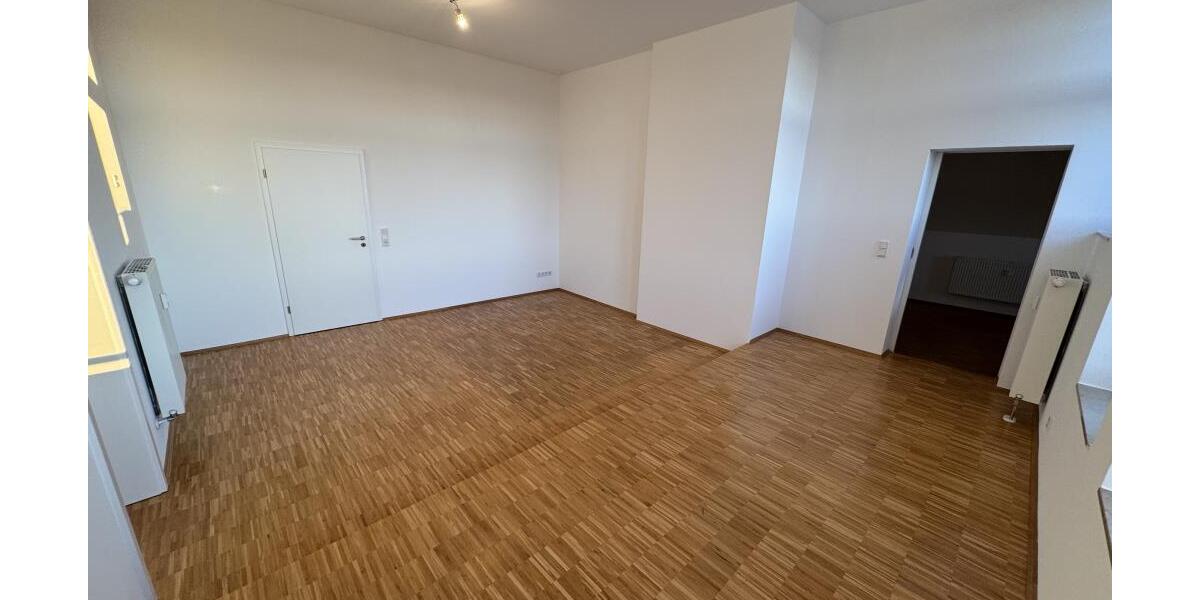 Exklusiv! 3-Raum Eigentumswohnung mit Balkon und Aufzug! *provisionsfrei! - Etagenwohnung Gera Alt-Bieblach | Angebot:26376601