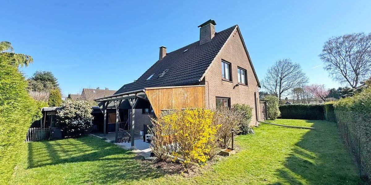 Einfamilienhaus Voerde (Niederrhein) / Friedrichsfeld Friedrichsfeld - 4 Zimmer, 120 m&sup2;, 395.000&euro; | Angebot:26028031