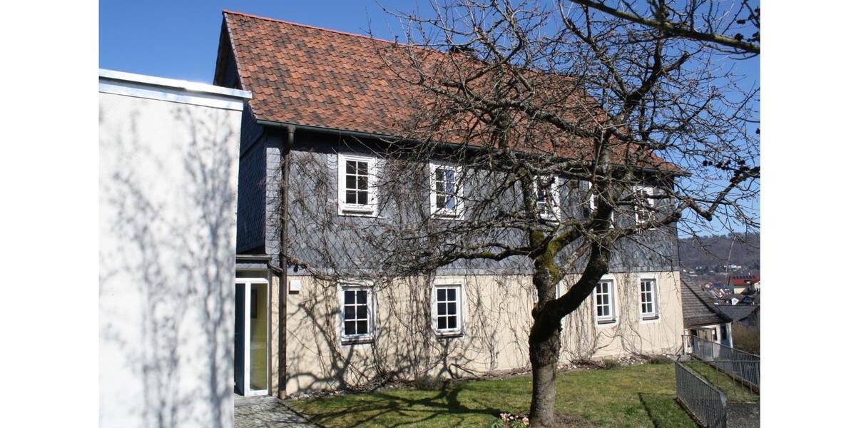 Einfamilienhaus Rödental - 6 Zimmer, 244 m&sup2;, 1.400&euro; | Angebot:24722789