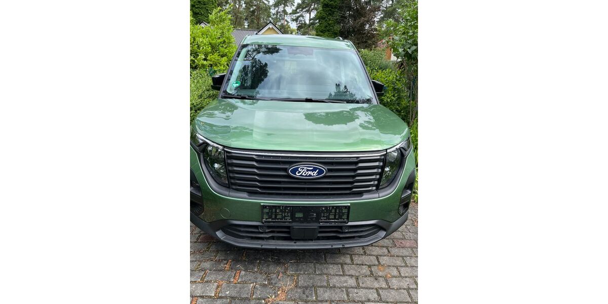 Ford Tourneo Courier 5.500 km 26.000 &euro; Wildau 15745