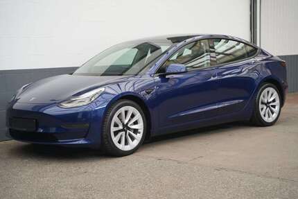 Tesla Model 3 69.998 km 28.950 &euro; Mönchengladbach 41236