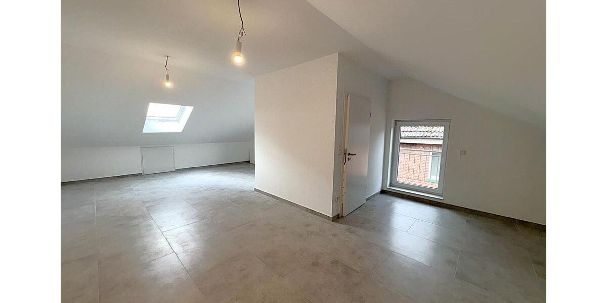Doppelhaushälfte Herzogenrath - 5 Zimmer, 150 m&sup2;, 1.700&euro; | Angebot:25976833