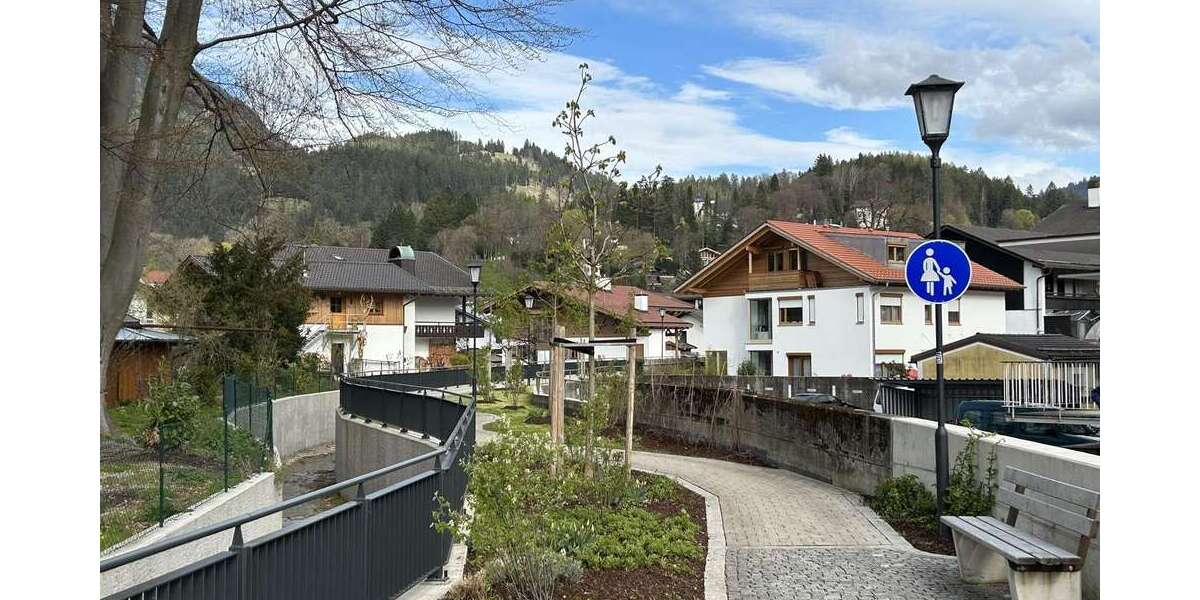 Wohnung zum Kaufen in Garmisch-Partenkirchen 969.000 € 115.33 m² 5 zimmer