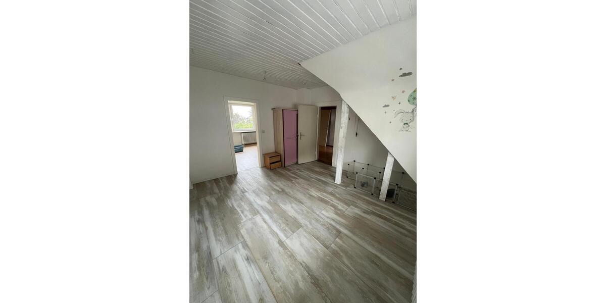 Doppelhaushälfte Wuppertal Gemarkung Barmen - 5 Zimmer, 150 m&sup2;, 1.300&euro; | Angebot:24787860