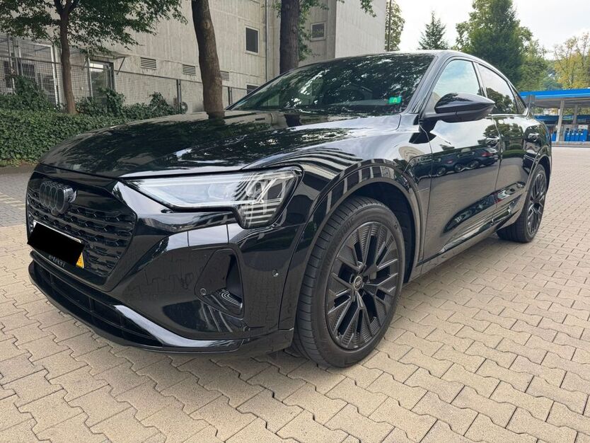 Audi Q8 73.000 km 45.900 € Siegen 57076