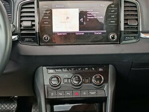 Skoda Karoq 1.5 TSI ACT|Style|NAVI|ACC|PANO|LED 68.000 km 21.460 &euro; Höhenkirchen-Siegertsbrun 85635