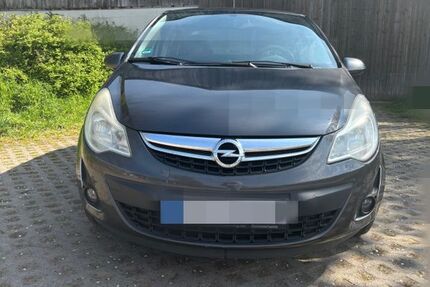 Opel Corsa 99.999 km 3.600 &euro; Mainz-Kostheim 55246