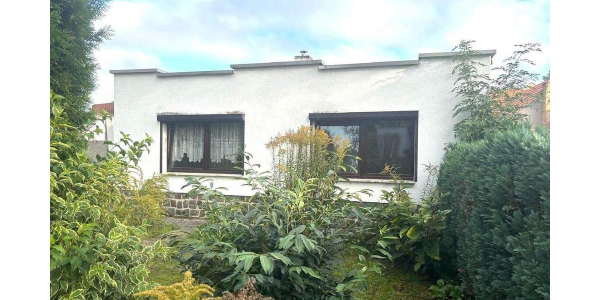 Einfamilienhaus Teuchern Obernessa - 4 Zimmer, 75 m&sup2;, 80.000&euro; | Angebot:25701656