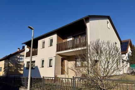 Haus Regensburg Brandlberg-Keilberg - 8 Zimmer, 183 m&sup2;, 475.000&euro; | Angebot:24738212