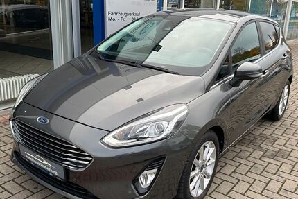 Ford Fiesta 27.811 km 16.490 &euro; Bernburg 06406
