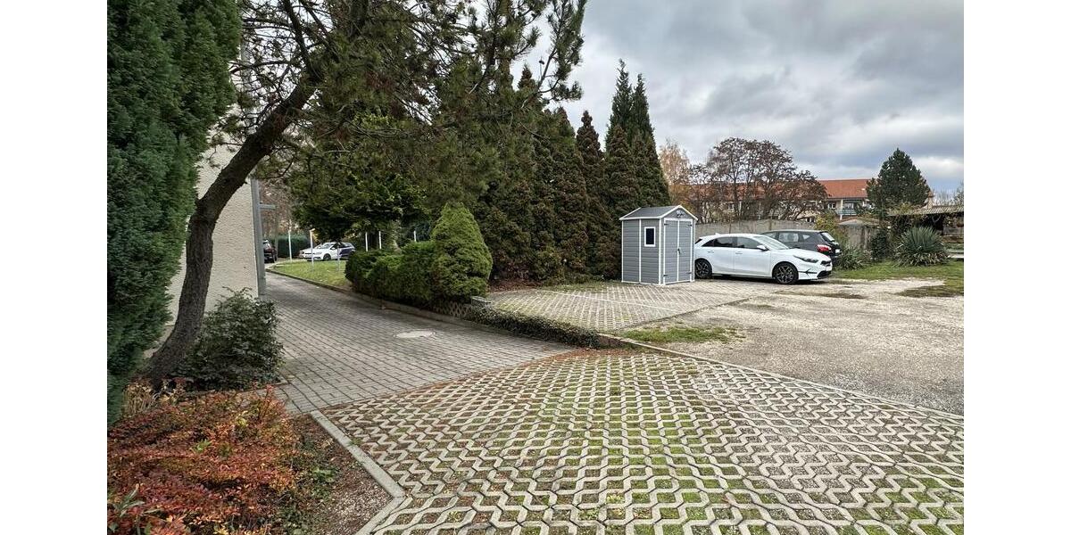 Hochparterre Hohenmölsen - 3 Zimmer, 67 m&sup2;, 55.000&euro; | Angebot:25253817