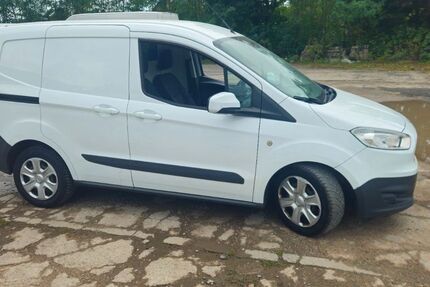 Ford Courier 174.416 km 7.000 € Kahl am Main 63796