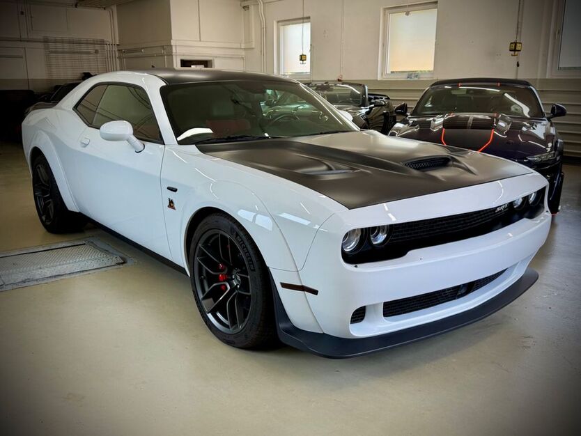 Dodge Challenger 46.900 km 42.991 € Driedorf 35759