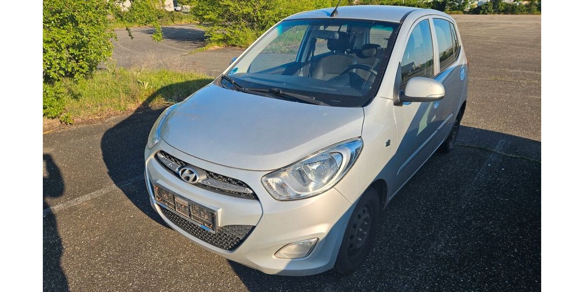 Hyundai i10 165.000 km 2.400 &euro; Bruchsal 76646