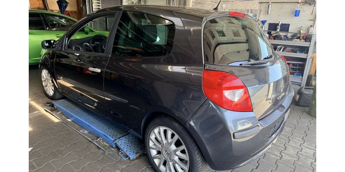 Renault Clio Exception-Startet nicht 20.000 km 999 &euro; Frankfurt 60386