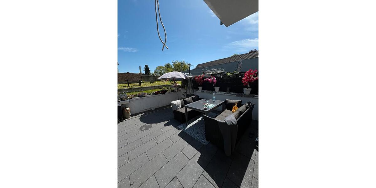 Erdgeschoßwohnung Grevenbroich Neuenhausen - 2 Zimmer, 64 m&sup2;, 850&euro; | Angebot:26350518