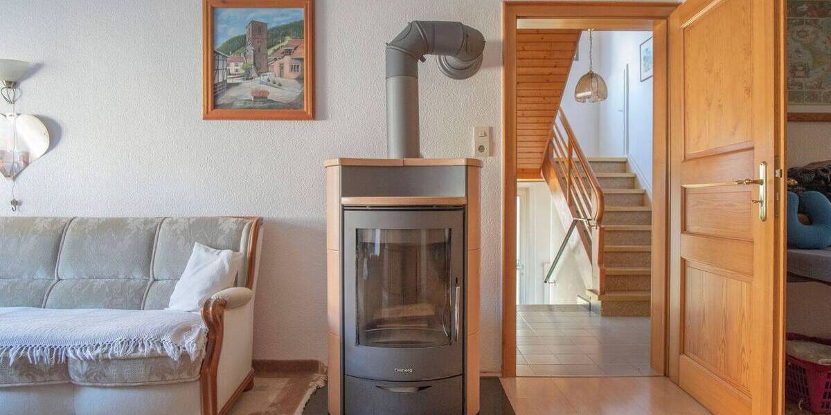 Einfamilienhaus Hungen Villingen - 7 Zimmer, 135 m&sup2;, 245.000&euro; | Angebot:26359752