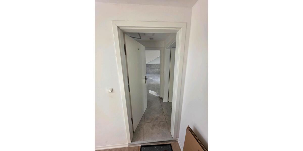 Dachgeschoßwohnung Neustadt an der Weinstraße - 2 Zimmer, 60 m&sup2;, 660&euro; | Angebot:26399629