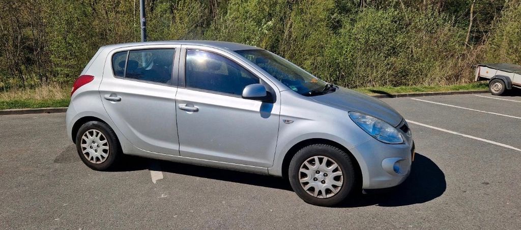 Hyundai i20 130.000 km 2.999 &euro; Bitterfeld 06749