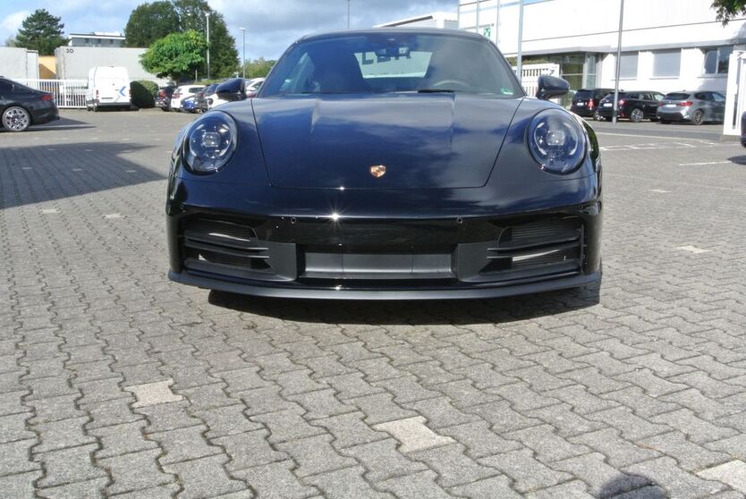 Porsche 992 2.000 km 149.992 € Köln Lövenich 50859