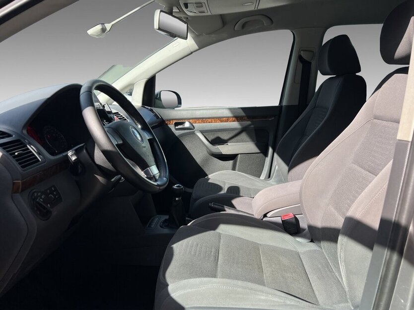 Touran Highline Navi Klima Standhzg. PDC Tempom