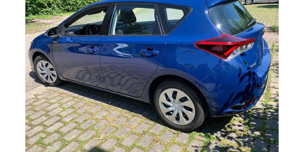 Toyota Auris 139.500 km 8.500 &euro; Bad Bergzabern, Stadt 76887