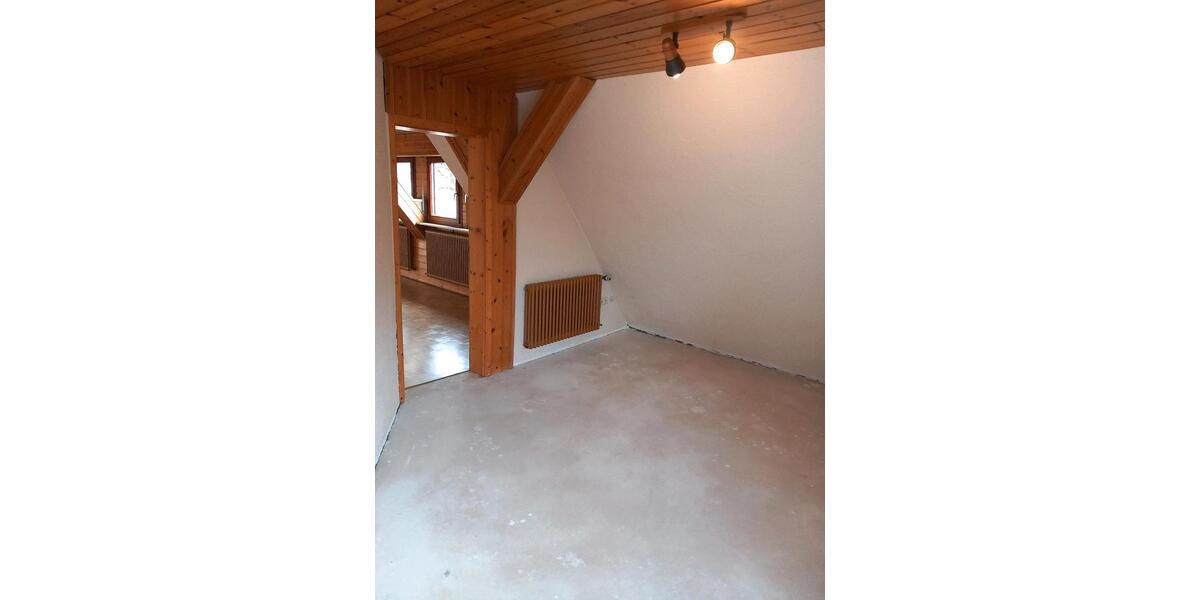 Dachgeschoss Wohnung 83 m2 4,5 Zimmer 4.5 zimmer