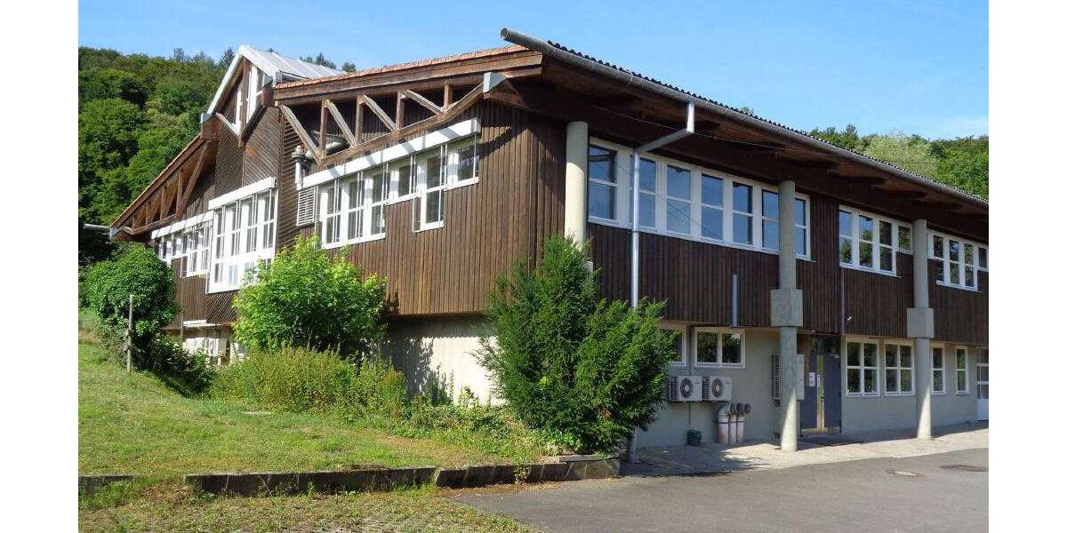 Halle in Wertheim-Reicholzheim 12.000 € 2200 m² zimmer