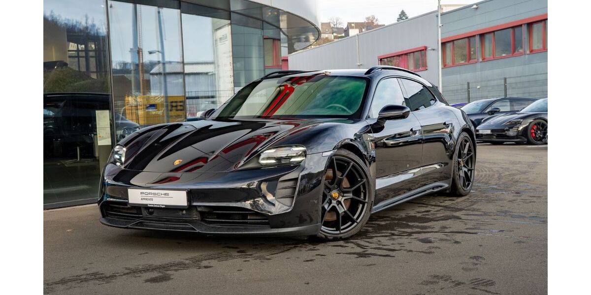 Porsche Taycan 6.891 km 97.500 &euro; Siegen 57080