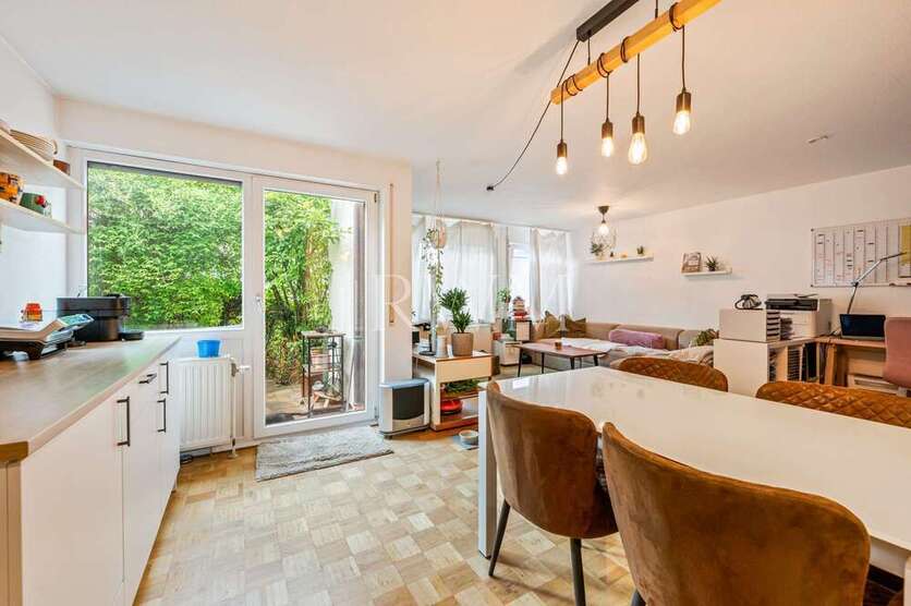 Wohnung zum Kaufen in Stuttgart 430.000 € 70.8 m²