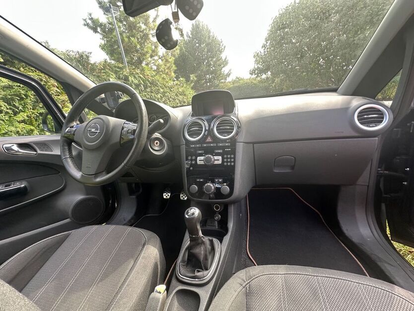 Opel Corsa 166.435 km 4.800 € Bad Langensalza 99947