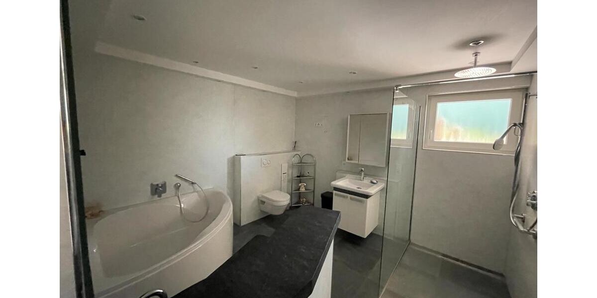 Mehrfamilienhaus, Wohnhaus Winterberg - 8 Zimmer, 248 m&sup2;, 590.000&euro; | Angebot:26212252