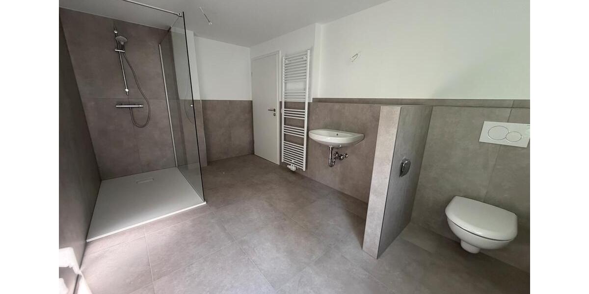 Etagenwohnung Sonnenstein - 3 Zimmer, 123 m&sup2;, 980&euro; | Angebot:26511811