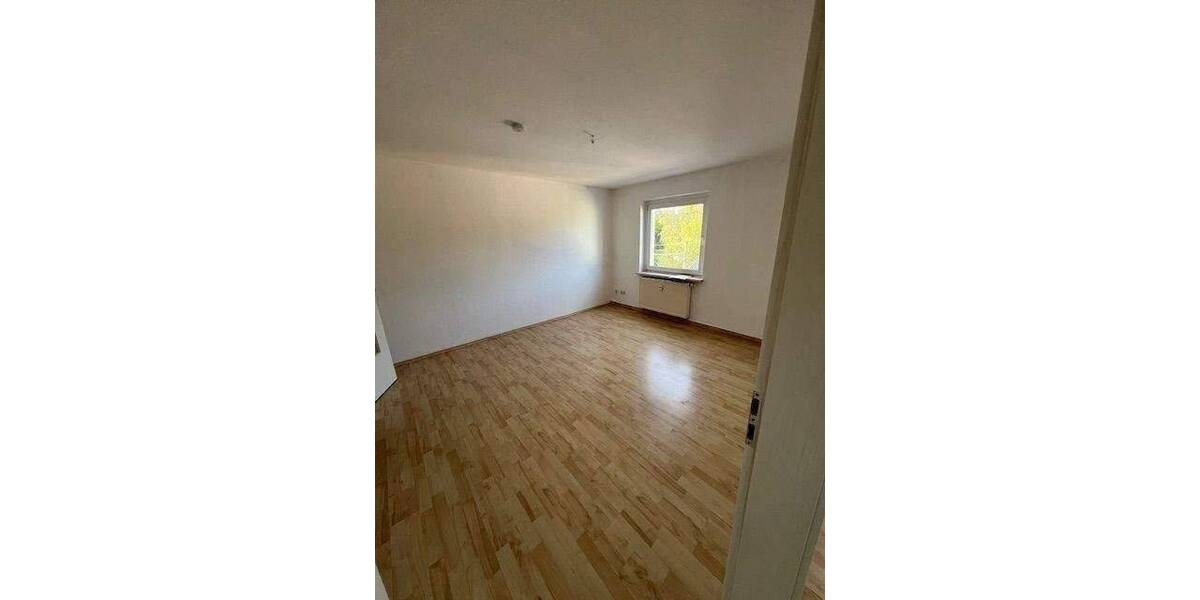 Etagenwohnung Halle (Saale) Ammendorf-Beesen - 2 Zimmer, 45 m&sup2;, 270&euro; | Angebot:26891787