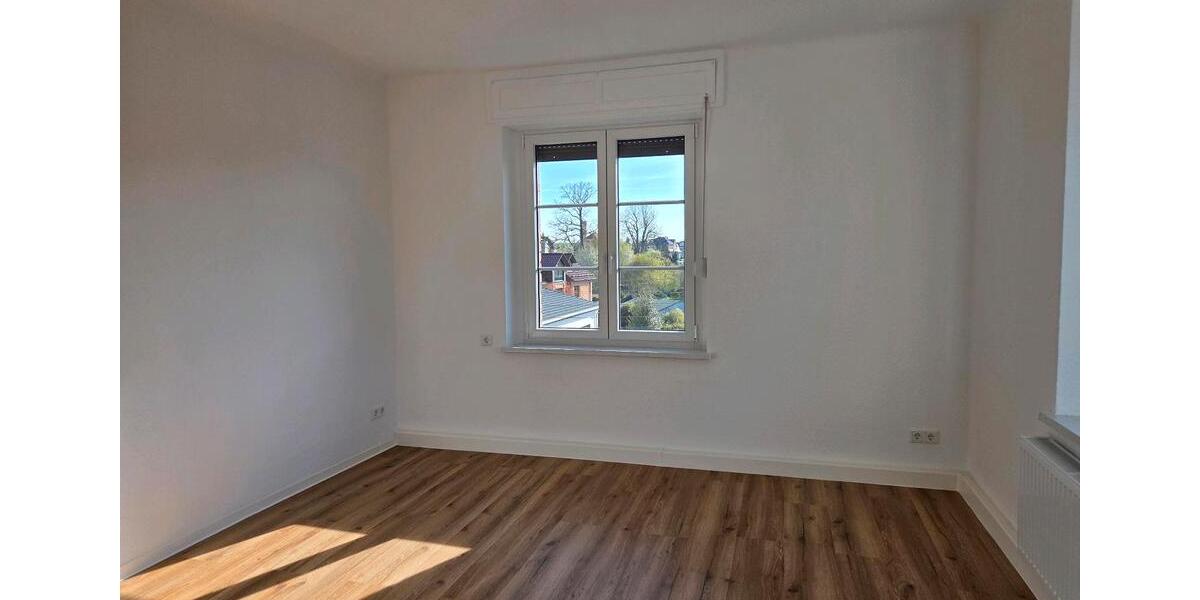 Etagenwohnung Großröhrsdorf - 3 Zimmer, 72 m&sup2;, 550&euro; | Angebot:26487204