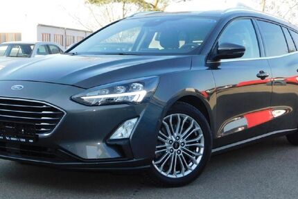 Ford Focus 66.500 km 14.990 &euro; Sulzbach-Rosenberg 92237