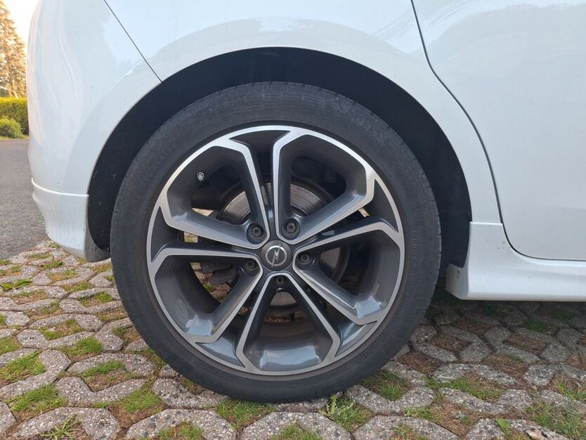 Opel Corsa 91.000 km 8.500 € Westerburg 56457