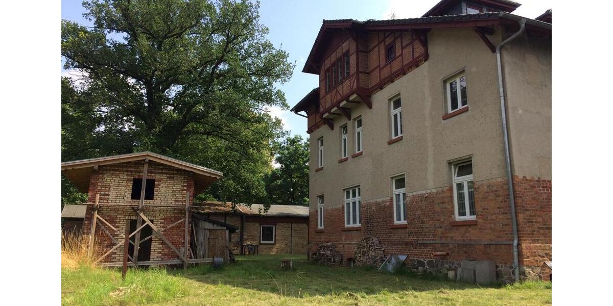 Mehrfamilienhaus, Wohnhaus Brüel - 12 Zimmer, 260 m&sup2;, 275.000&euro; | Angebot:27113883