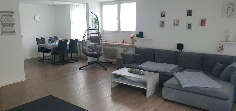 Etagenwohnung Siegen Dillnhütten - 4 Zimmer, 143 m&sup2;, 1.300&euro; | Angebot:26412582