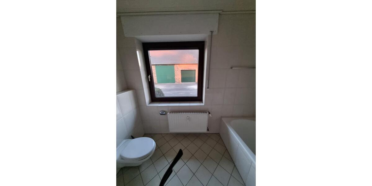 Einfamilienhaus Harsewinkel - 5 Zimmer, 200 m&sup2;, 1.900&euro; | Angebot:27614974