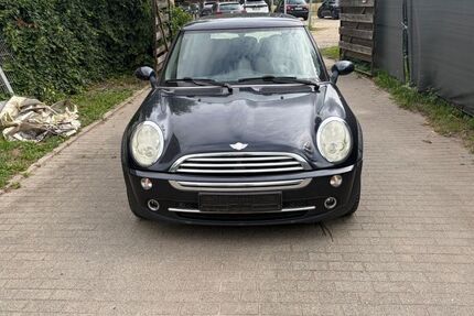 Mini ONE 129.000 km 800 &euro; Oebisfelde 39646