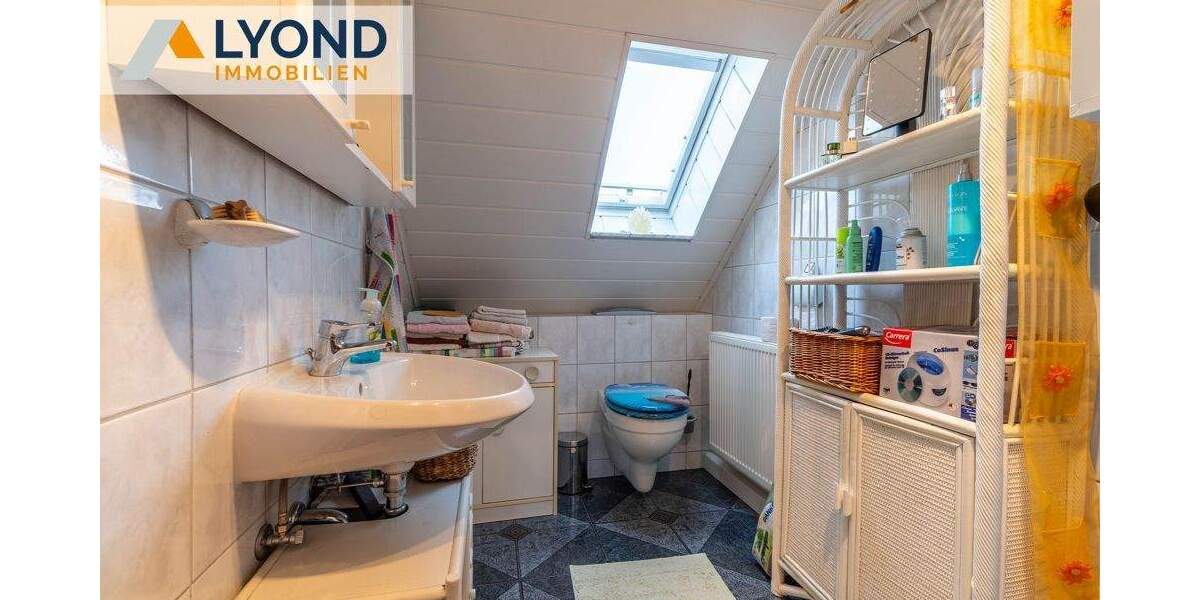 Einfamilienhaus Frankenhain Frankenhain - 4 Zimmer, 138 m&sup2;, 185.000&euro; | Angebot:24137402