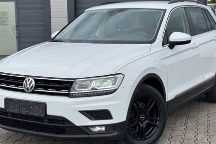 VW Tiguan 298.400 km 12.900 &euro; Surwold 26903