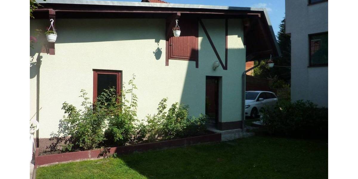 Mehrfamilienhaus, Wohnhaus Geratal - 8 Zimmer, 166 m&sup2;, 139.000&euro; | Angebot:25685476