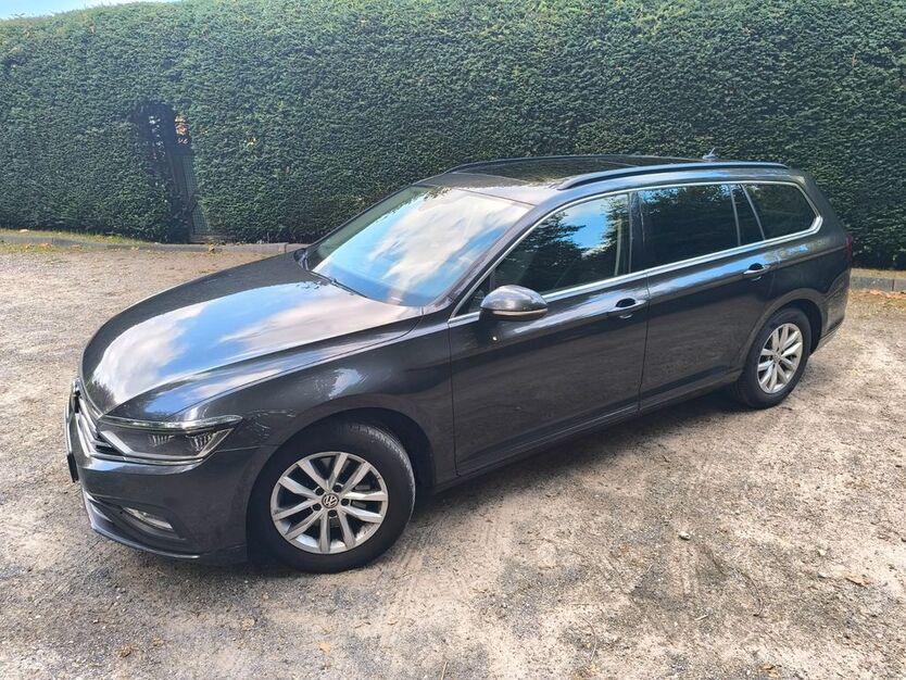VW Passat Variant 118.000 km 18.500 € Gangelt 52538