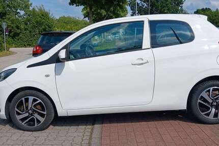 Peugeot 108 136.000 km 4.999 &euro; Gettorf 24214