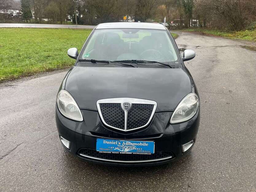 Lancia Ypsilon 186.000 km 2.250 € Birkenau 69488