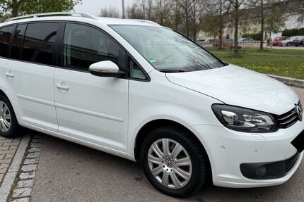 VW Touran 240.000 km 6.400 &euro; Nürnberg 90431