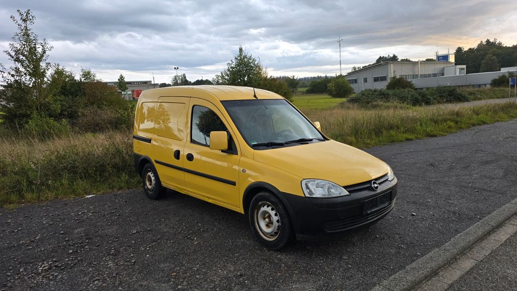 Opel Combo 198.101 km 3.900 &euro; Karlsbad 76307